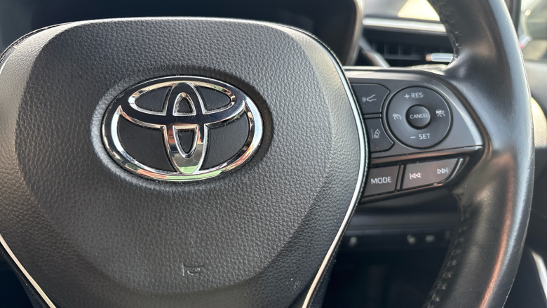 Toyota Corolla 1.8 VVT-i Hybrid Icon Tech 5dr CVT Hybrid Estate